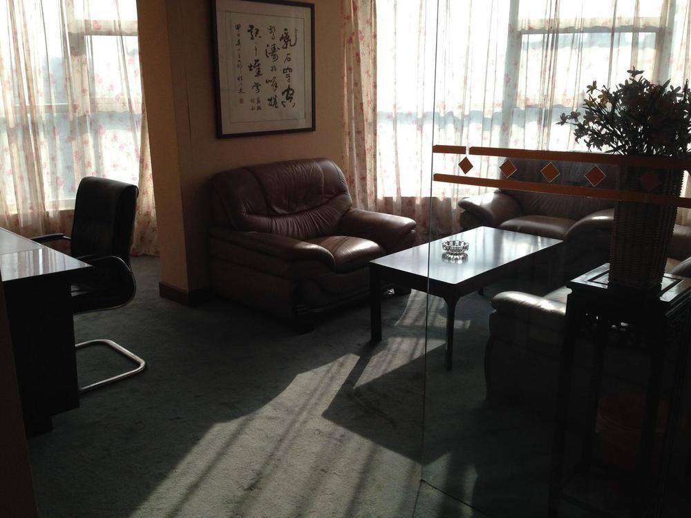 Nanjing Renyun Hotel Exterior foto